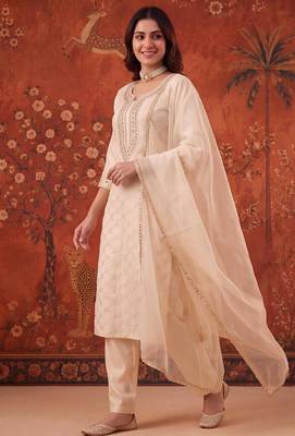 Off-white chanderi silk embroidered churidar set 4