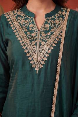Green silk blend embroidered palazzo set 3