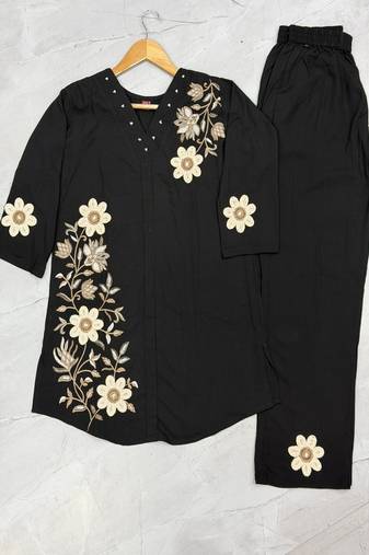 Heavy rayon kurta pant stitched