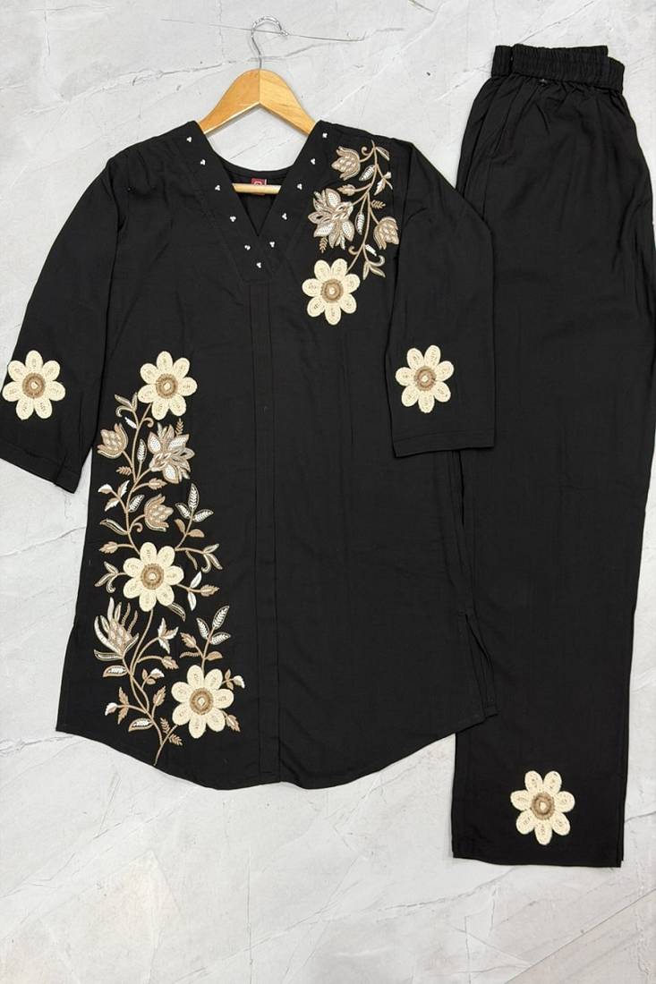 Heavy rayon kurta pant stitched