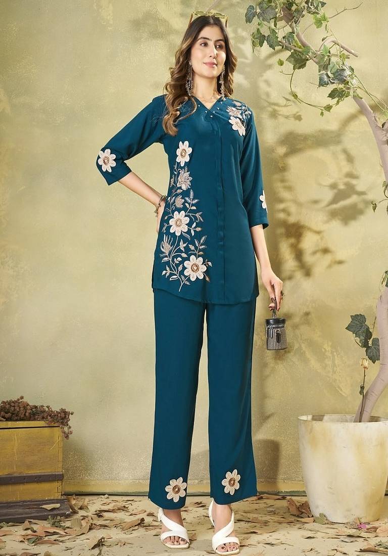 Heavy rayon kurta pant stitched