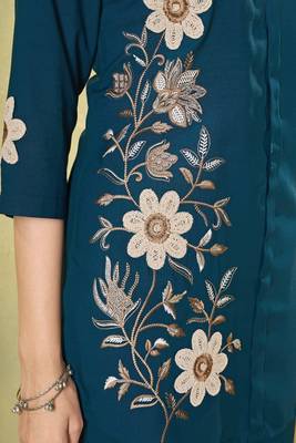 Heavy rayon kurta pant stitched 4