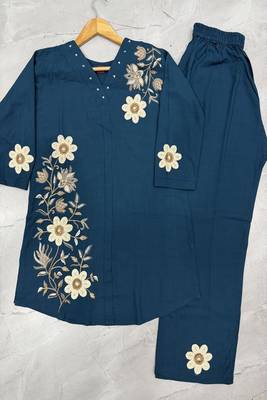 Heavy rayon kurta pant stitched 5