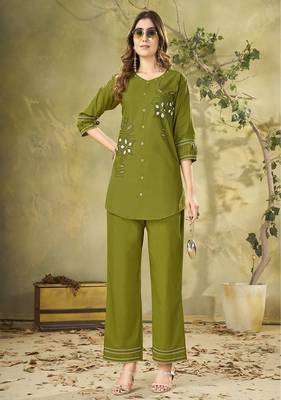 Heavy rayon kurta pant stitched 1