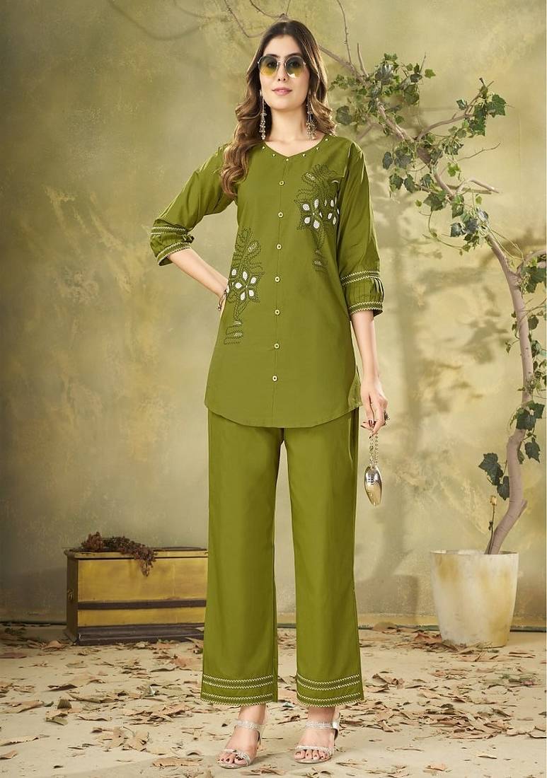 Heavy rayon kurta pant stitched