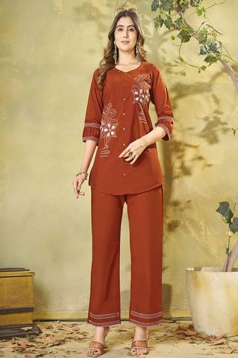 Heavy rayon kurta pant stitched