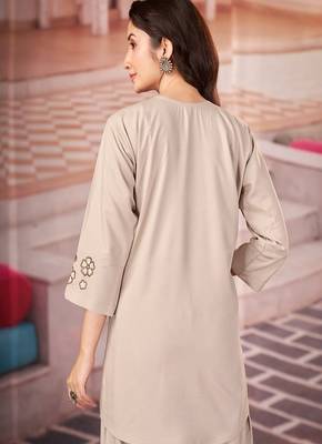 Heavy rayon kurta pant stitched 2