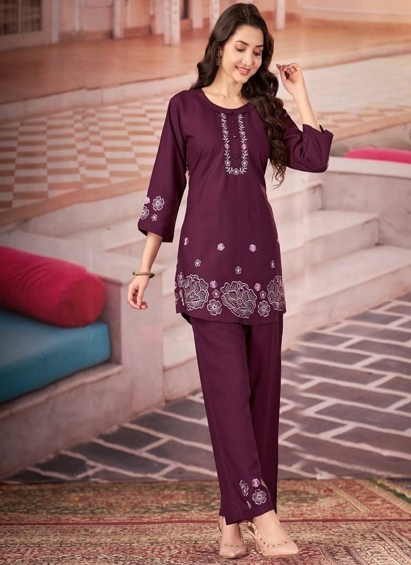 Heavy rayon kurta pant stitched