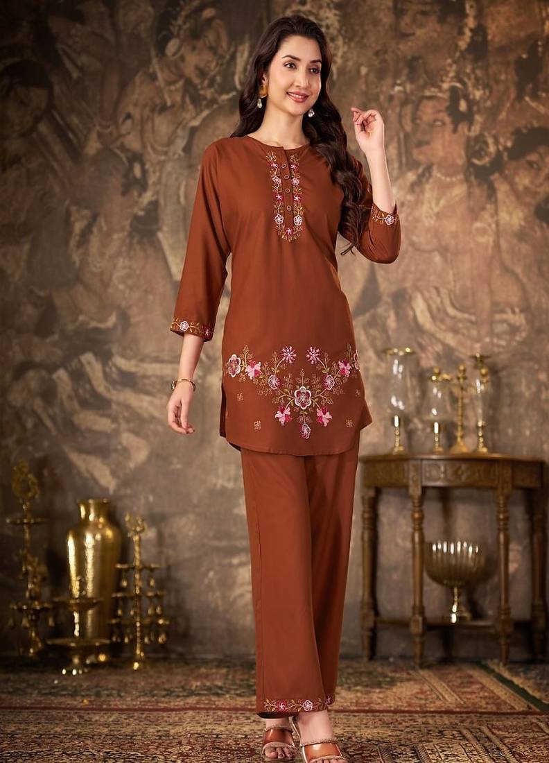 Heavy rayon kurta pant stitched