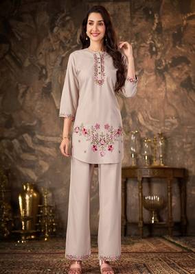 Heavy rayon kurta pant stitched 1