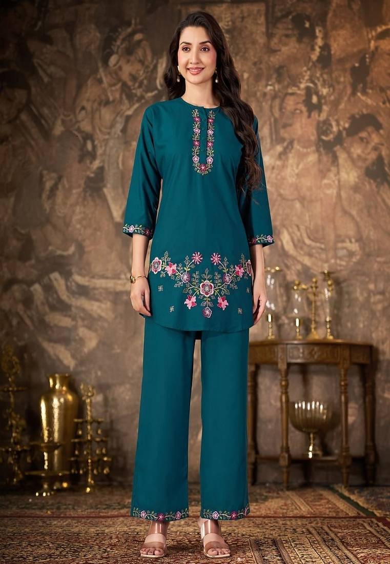 Heavy rayon kurta pant stitched