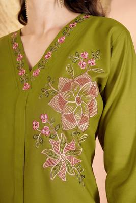 Heavy rayon kurta pant stitched 4