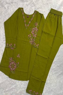 Heavy rayon kurta pant stitched 5