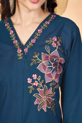 Heavy rayon kurta pant stitched 4