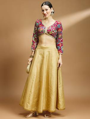 Self embroidered full sleeves v neck designer saree blouse 5