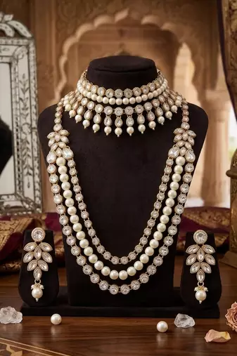 Ivorykundan multi-layered bridal necklace set