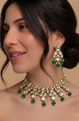Green bead floral motif  necklace set 1