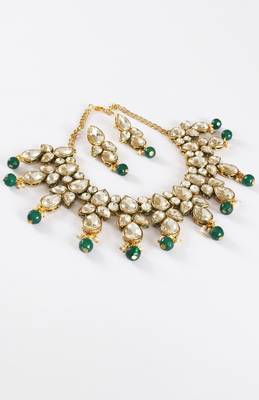 Green bead floral motif  necklace set 3
