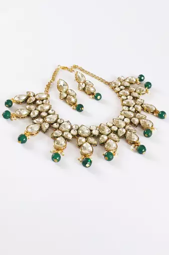 Green bead floral motif  necklace set