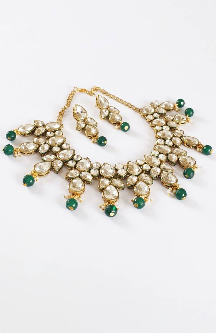 Green bead floral motif  necklace set