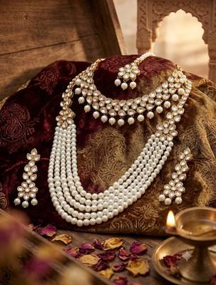 Off-white pearl & kundan bridal set 4