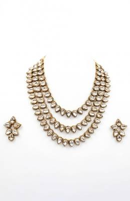 Gold triple strand teardrop kundan necklace set 3