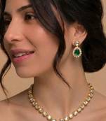 Emerald drop kundan solitaire necklace set