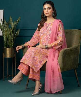 Pink printed pure cotton kurta trouser dupatta set 4