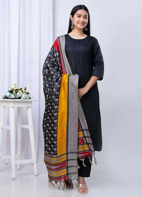 Black printed pure cotton kurta trouser dupatta set 3