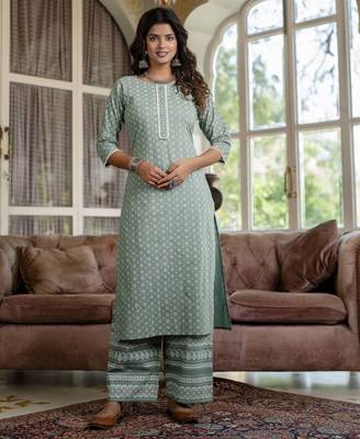 Green printed pure cotton kurta trouser dupatta set 4