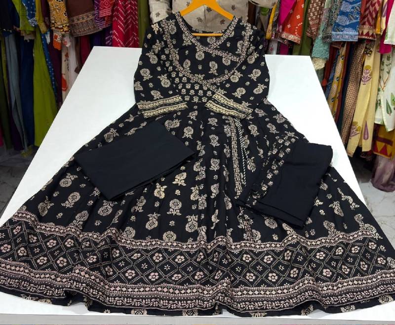 Black cotton floral printed ethnic kurta set with dupatta