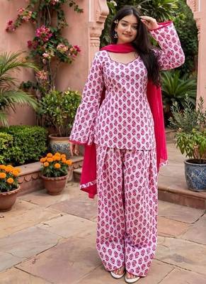 Pink cotton floral printed ethnic kurta set with dupatta 1