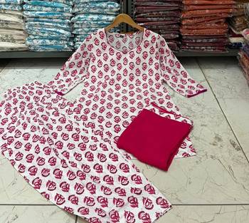 Pink cotton floral printed ethnic kurta set with dupatta 3