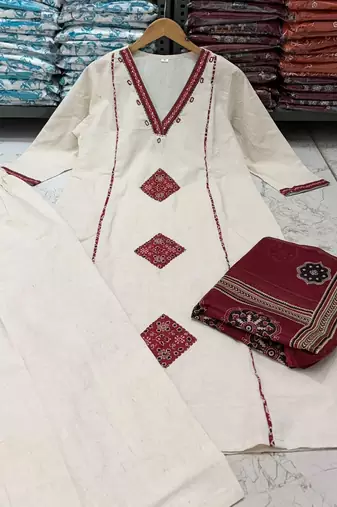 Off-white cotton printed patch work ethnic kurta set with dupatta