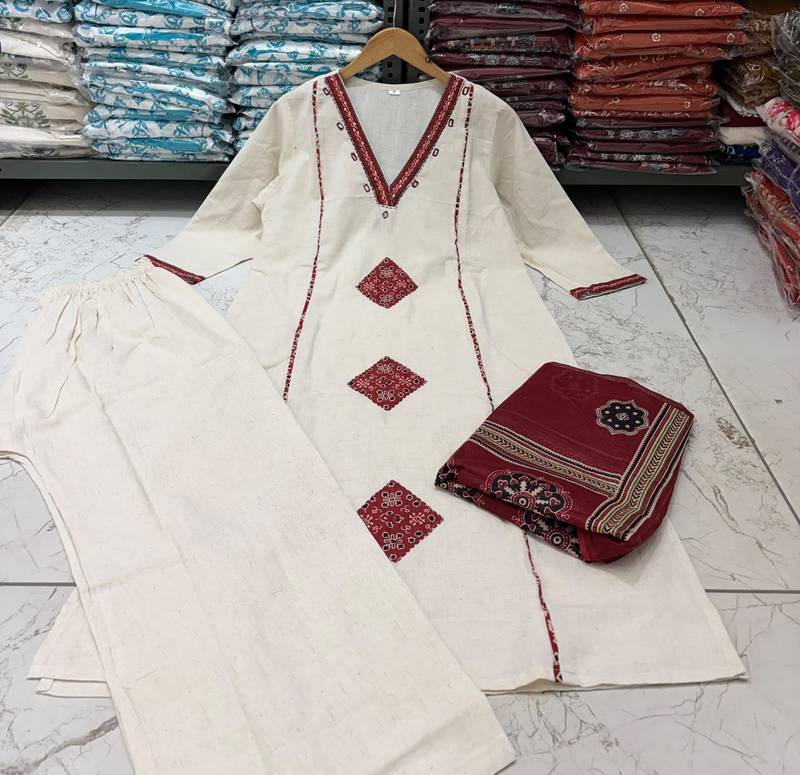 Off-white cotton printed patch work ethnic kurta set with dupatta