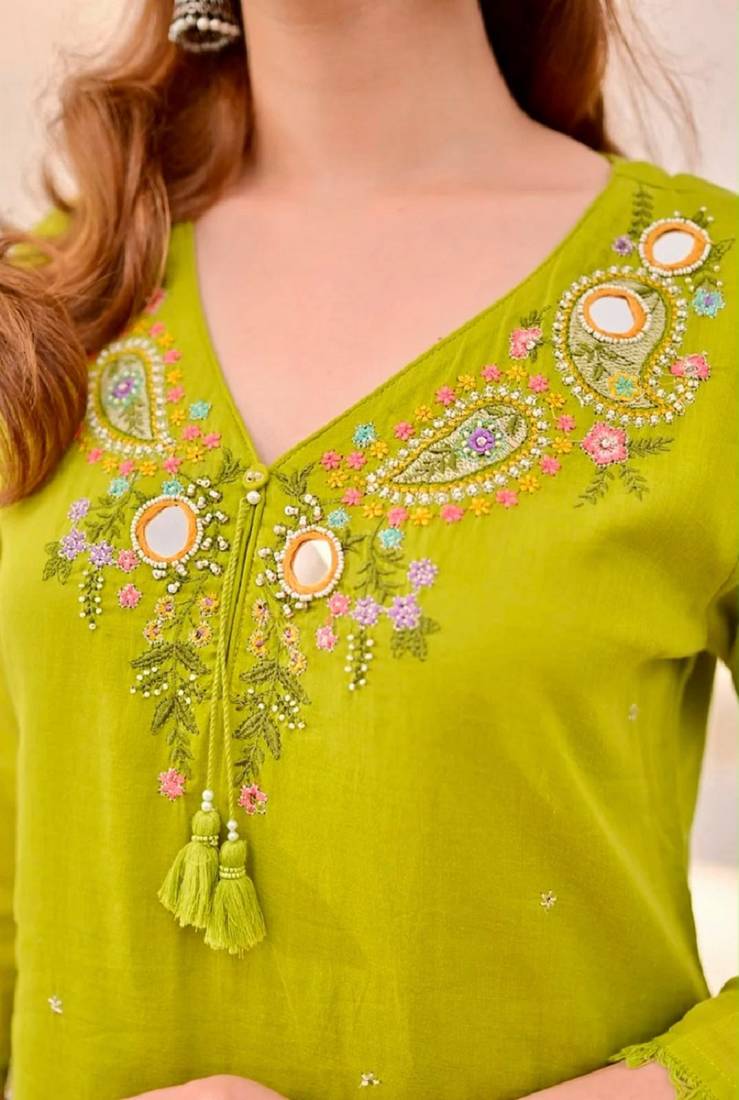 Green cotton embroidered thread work ethnic kurta set with dupatta