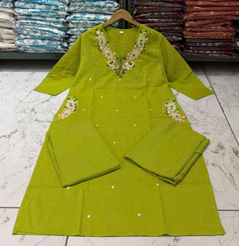 Green cotton embroidered thread work ethnic kurta set with dupatta