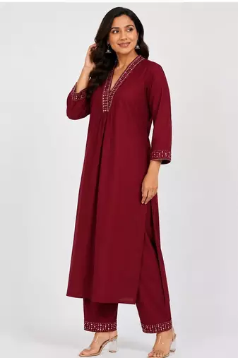 Meroon kurti set