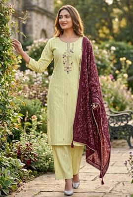 green meroon duptta set 1