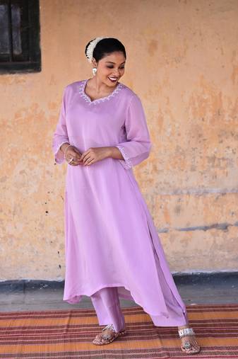 Onion pink kurti set
