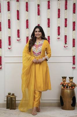  Chanderi Embroidery Work Flared Kurta Pant and Dupatta Set 1