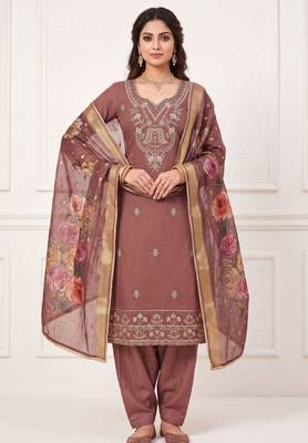 maroon color smart and ethnic cotton  fabric elegant salwar kameez for girls 1