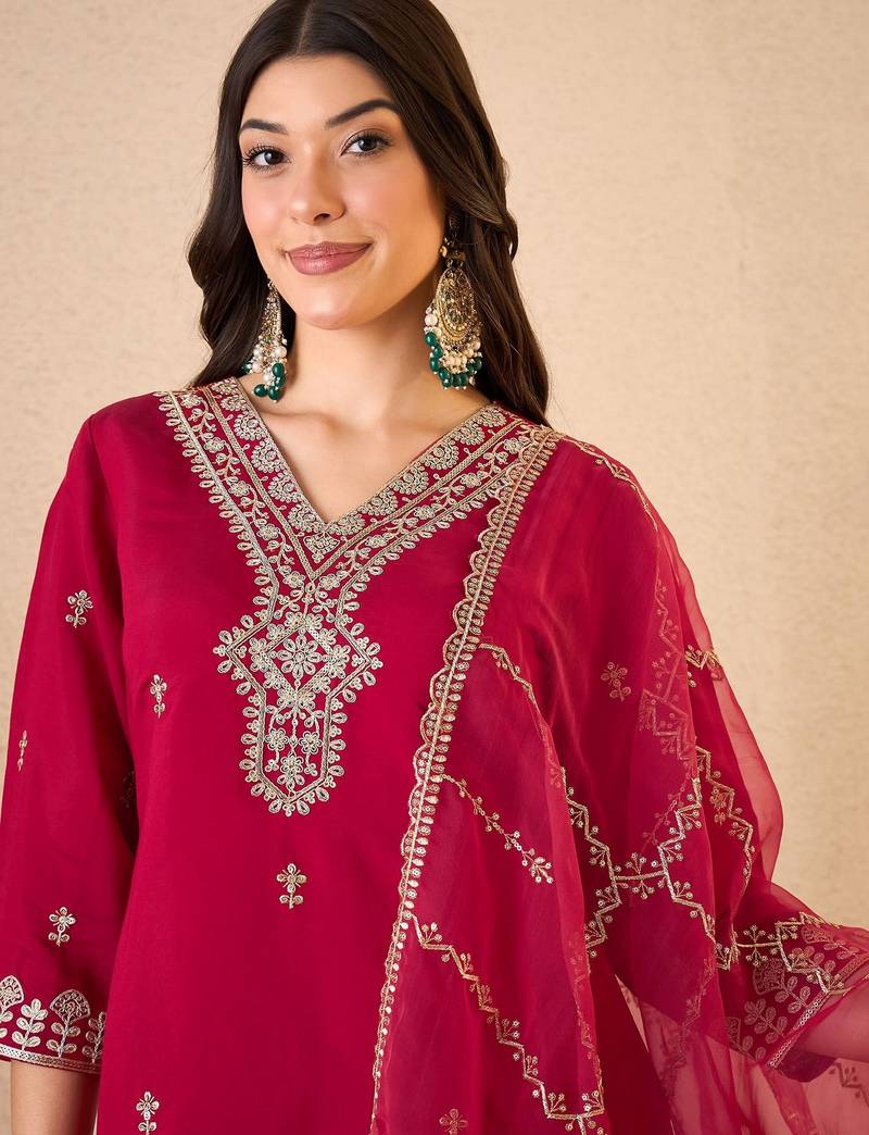 Pink color smart and fancy silk blend embroidered readymade salwar kameez