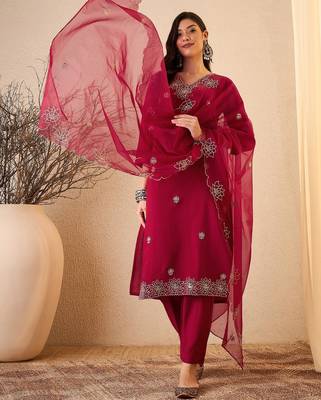 Pink color smart and fancy silk blend embroidered readymade salwar kameez 4