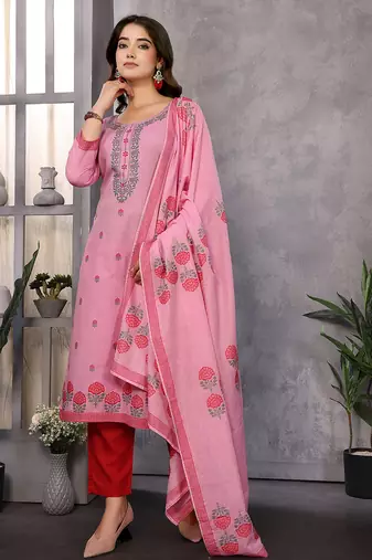 Pink color smart and stylish cotton fabric elegant kurta set