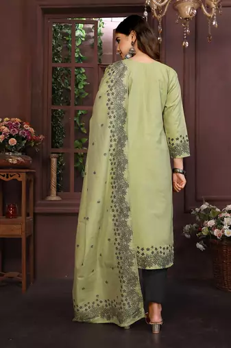 Olive green color smart and stylish cotton fabric elegant kurta set