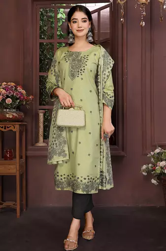 Olive green color smart and stylish cotton fabric elegant kurta set