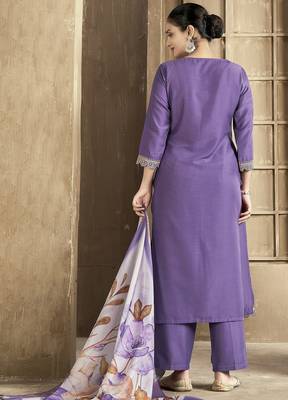 Purple color smart and stylish chanderi fabric elegant kurta set 2