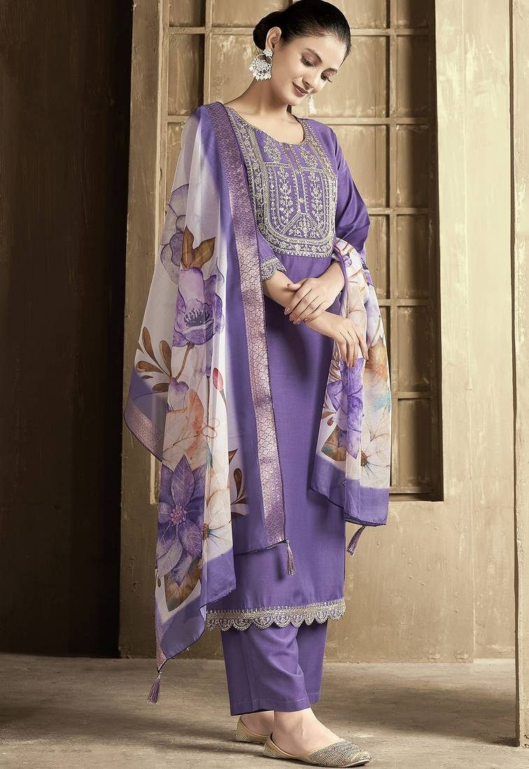 Purple color smart and stylish chanderi fabric elegant kurta set