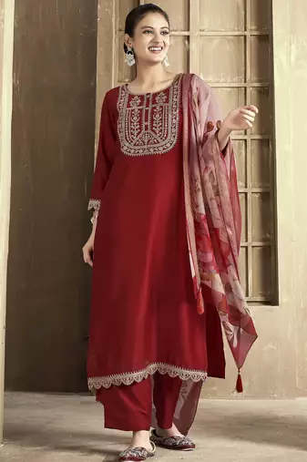 Maroon color smart and stylish chanderi fabric elegant kurta set